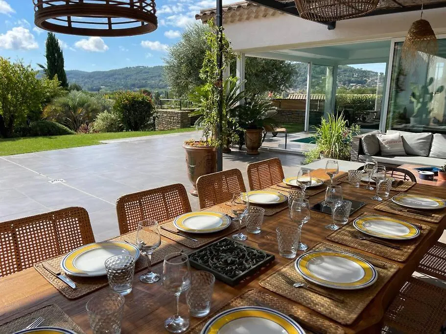 Luxueuse Villa Taha'A Classee 5 Etoiles Avec Piscine Chauffee Pour 8 Personnes - Le Beausset A 10 Mn Des Plages 0*,  France