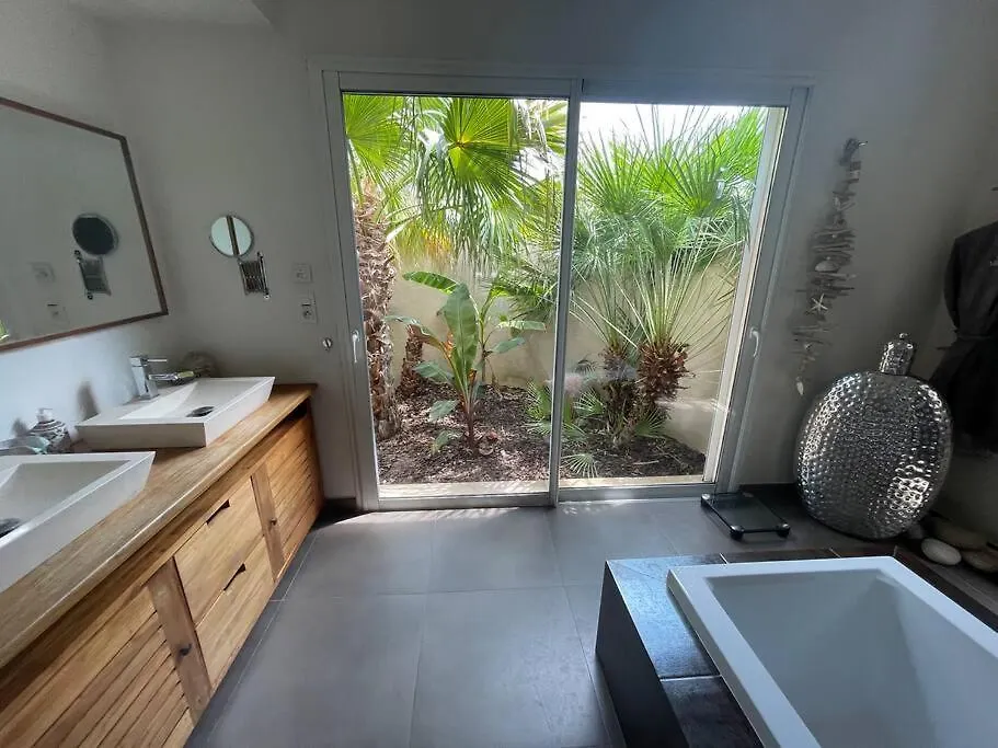 Luxueuse Villa Taha'A Classee 5 Etoiles Avec Piscine Chauffee Pour 8 Personnes - Le Beausset A 10 Mn Des Plages France